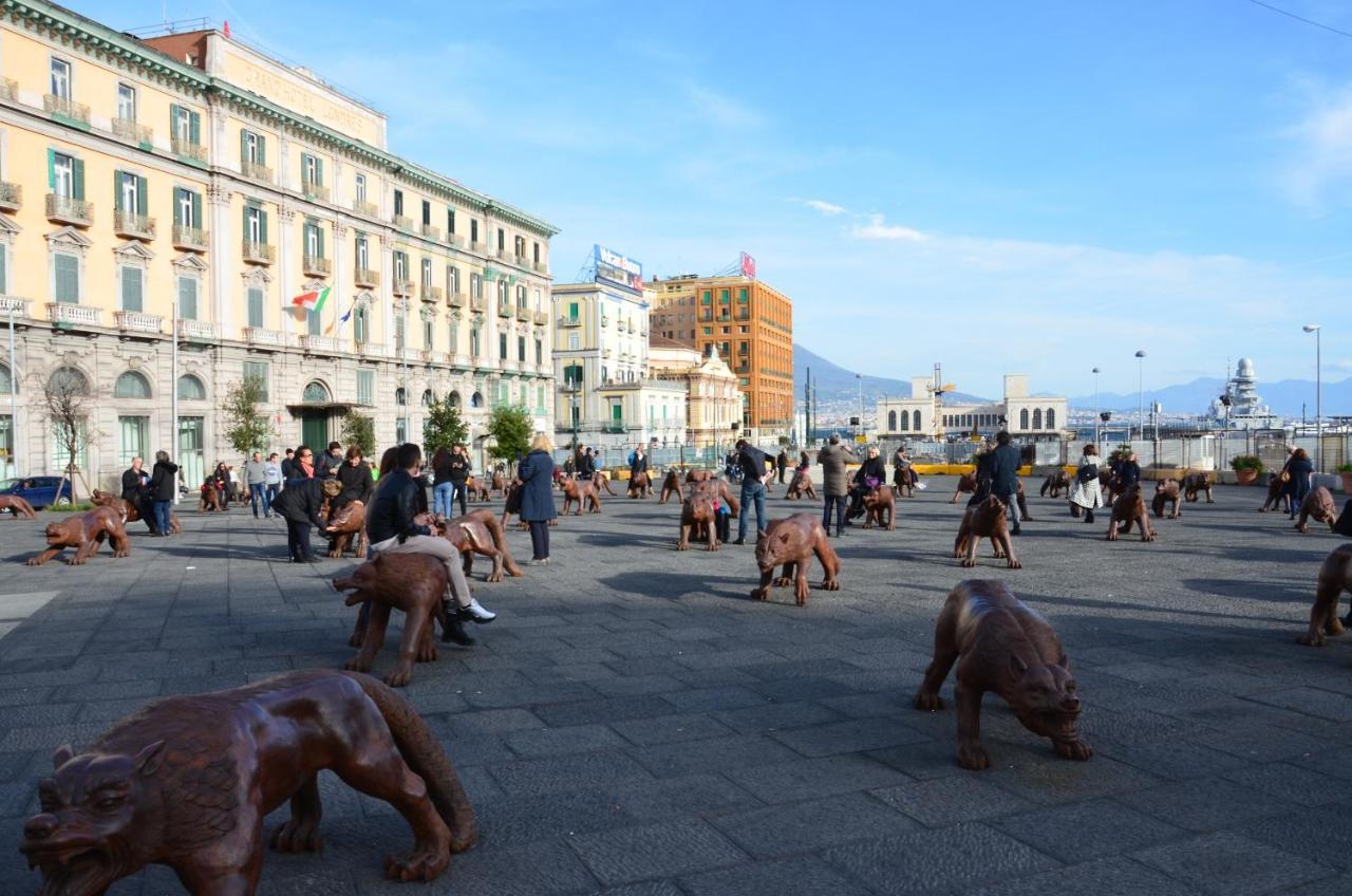 La Casa Spagnola Napoli ภายนอก รูปภาพ